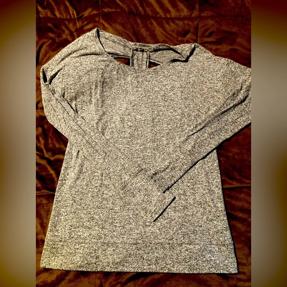Athleta brand, size small, grey long sleeve with back shoulder cutout, comfy